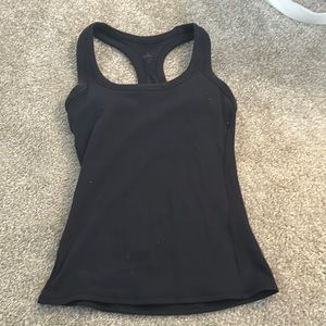 Alo tank with shelf bra